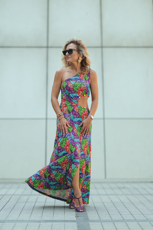 Bohem Şık Tek Omuz Maxi Elbise – Canlı Cut-Out Tasarım
